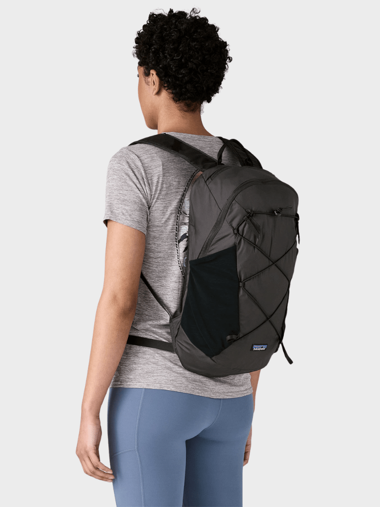 Terravia Pack 14L - Unisex - Black - Gumpel & Co