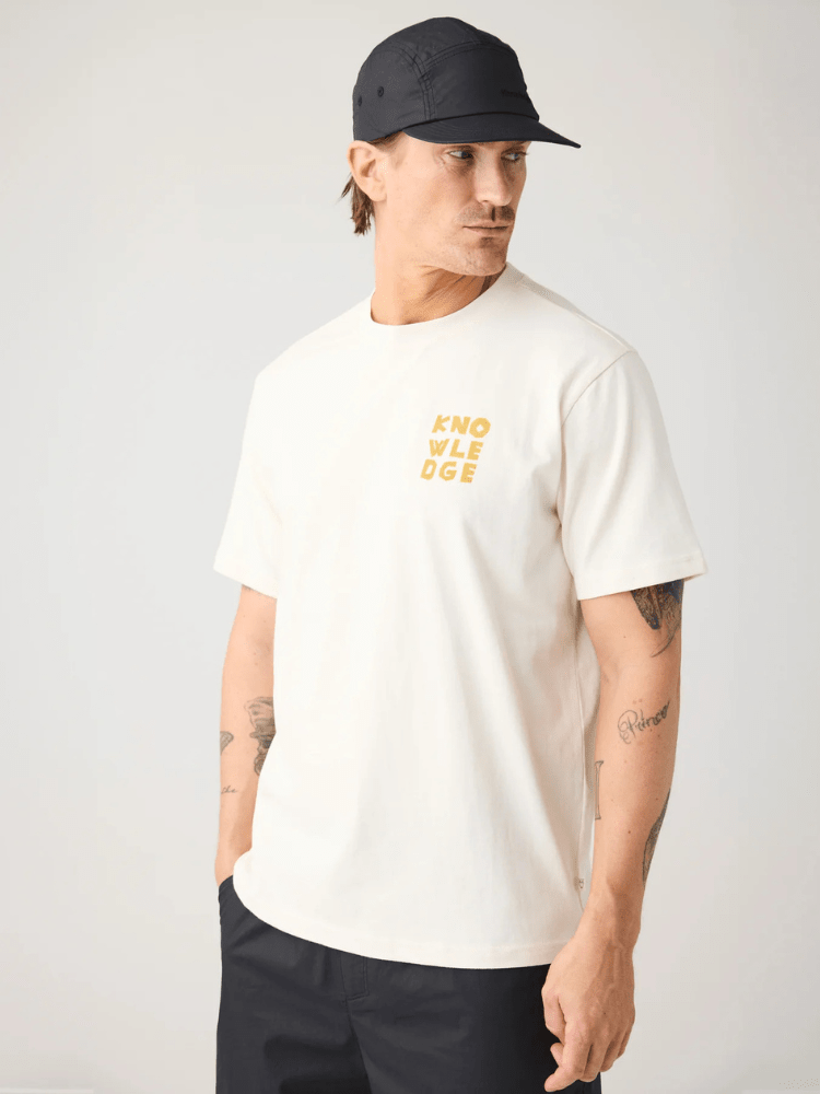 KNOWLEDGE COTTON APPAREL T-shirt m/brystprint - Herre - Egret