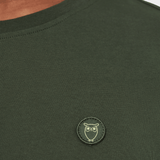 Badge T shirt - Herre - Forrest Night - Gumpel & Co