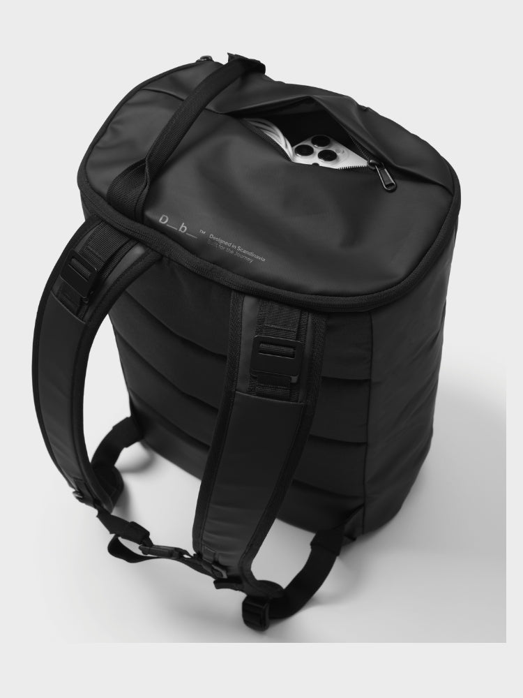 Roamer Duffel Pack 25L - Black Out - Gumpel & Co