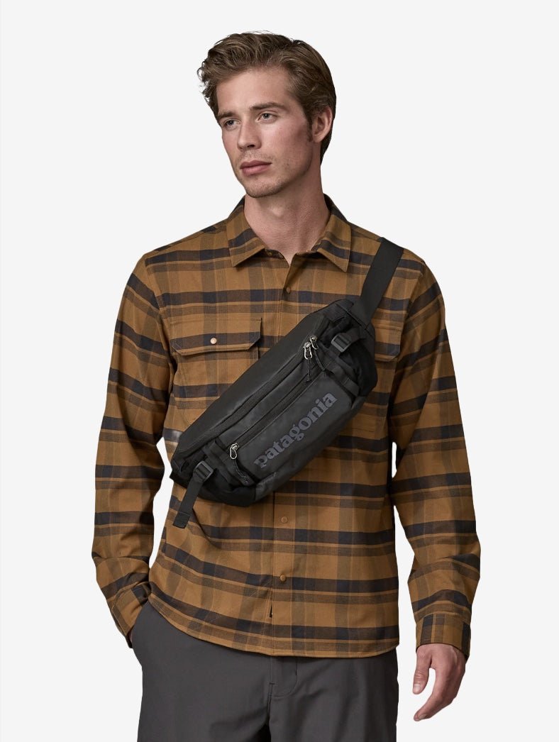 Black Hole Waist Pack 5L - Black - Gumpel & Co