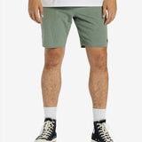 Crossfire Mid - Submersible Shorts for Men - Sage - Gumpel & Co