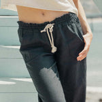 Women's Oceanside Flared Hør Bukser - Dame - True Black - Gumpel & Co