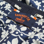 Tile Print 16 Badebukser - Herre - Navy Tala - Gumpel & Co