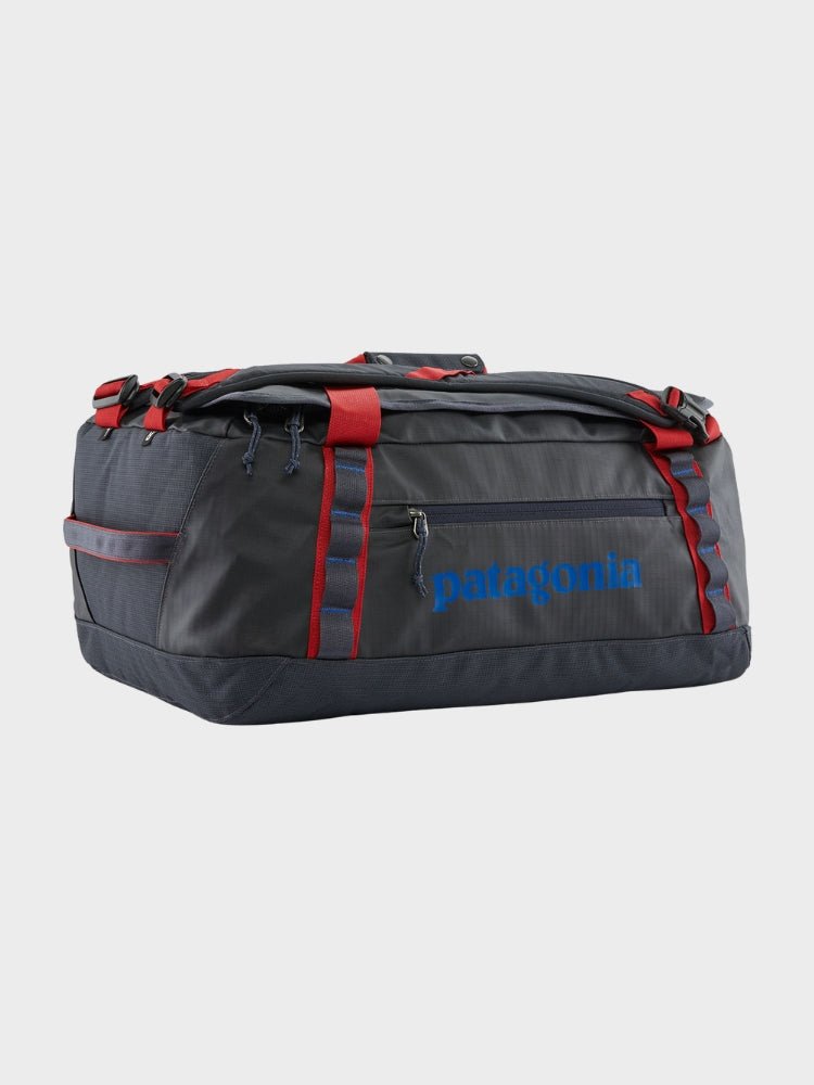 Black Hole Duffel 40L - Blå / rød - Gumpel & Co