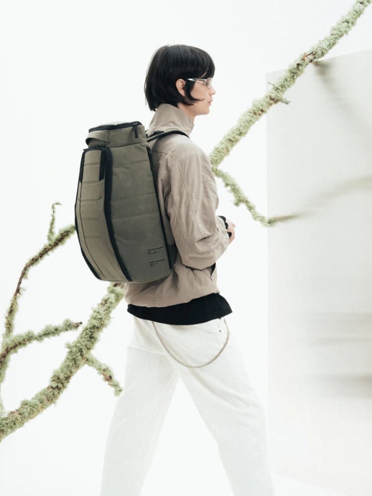 Hugger Backpack 30L - Forest Green - Gumpel & Co