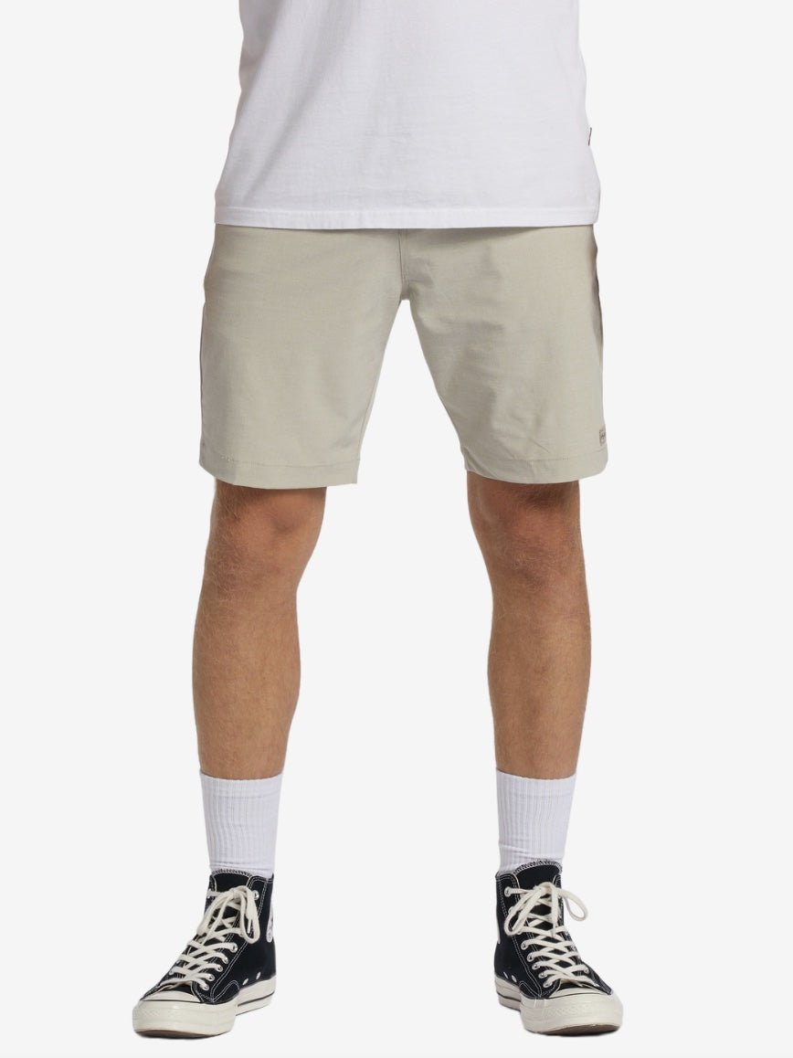 Crossfire Mid - Submersible Shorts for Men - Moon - Gumpel & Co