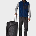 Black Hole Wheel Duffel 100L - Sort - Gumpel & Co