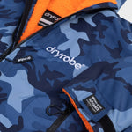 Advance Long Sleeve Surf Poncho - Voksne - Blue Camo/Orange - Gumpel & Co