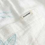 Men's - FIG LOOSE WITH EMBROIDERY SHORTS - Egret - Gumpel & Co