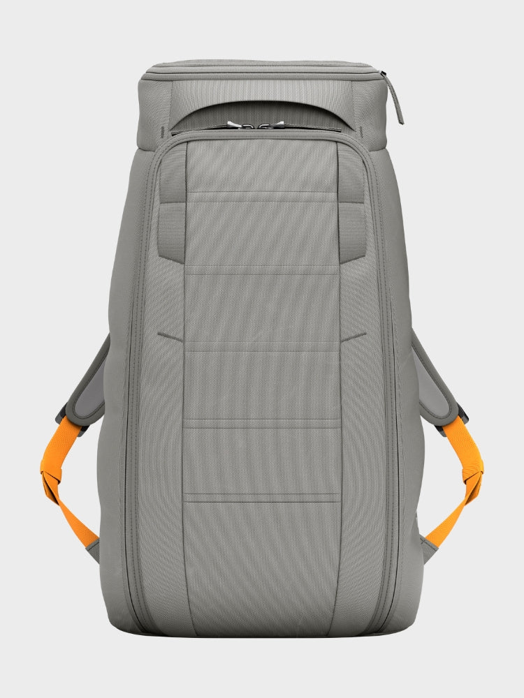Hugger Backpack 30L - Sand Grey - Gumpel & Co