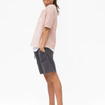 Antonie Bomulds/Hør Shorts - Dame - Iron Grey - Gumpel & Co