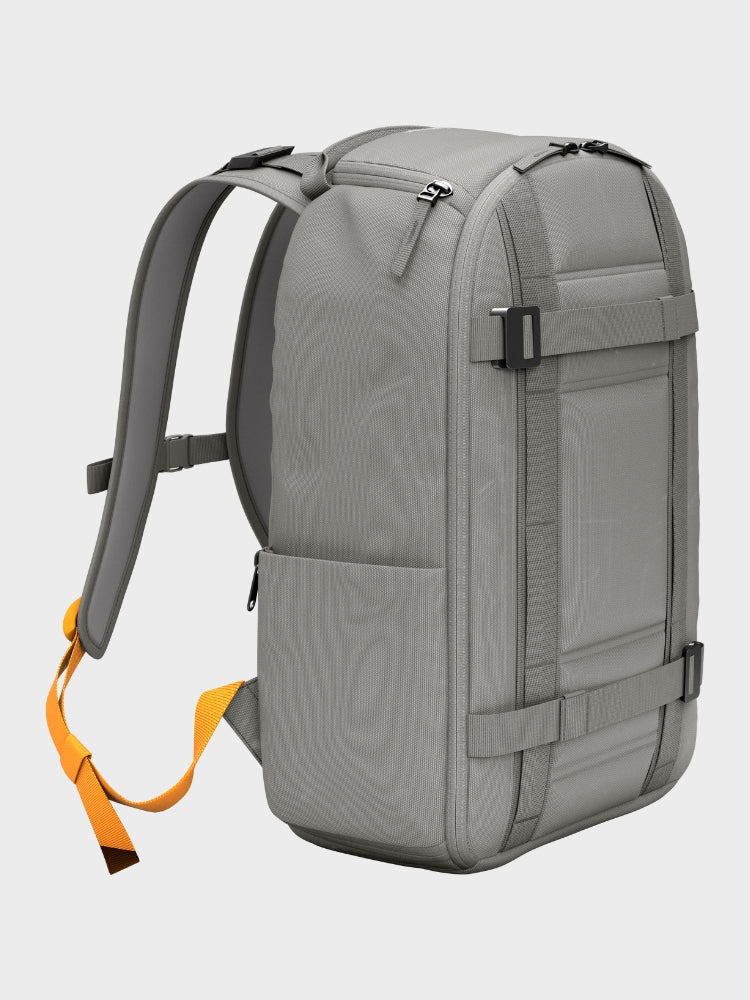 Ramverk Backpack 21L - Sand Grey - Gumpel & Co
