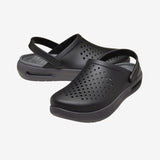 InMotion Clog - Unisex - Black - Gumpel & Co