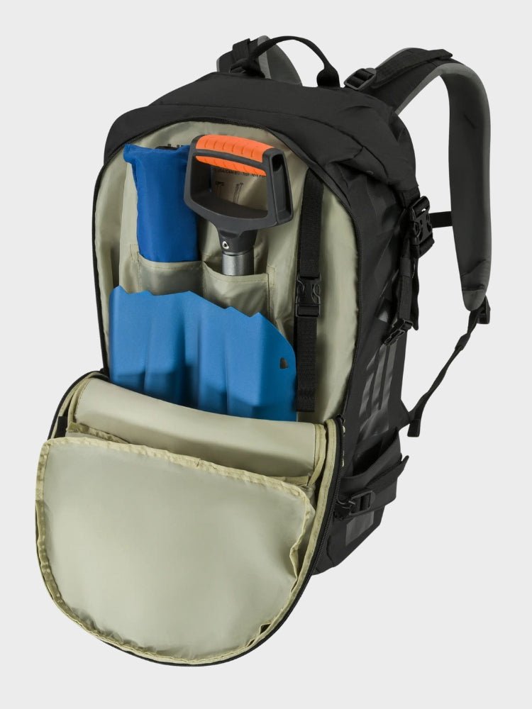 CX 30L + Backpack - Unisex - Black - Gumpel & Co