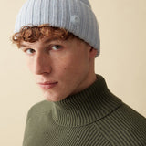 Cashmere and Wool Blend Strikhue - Spa (lyseblå) - Gumpel & Co