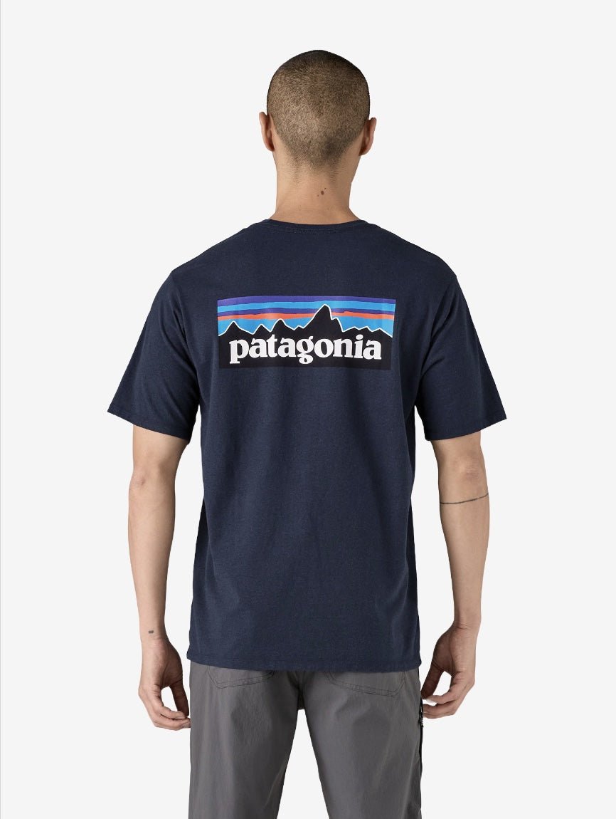 P 6 Logo Responsibili Tshirt - Herre - Navy - Gumpel & Co