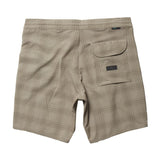 Solid Sets Print 18.5 Boardshorts | Men | Khaki - Gumpel & Co