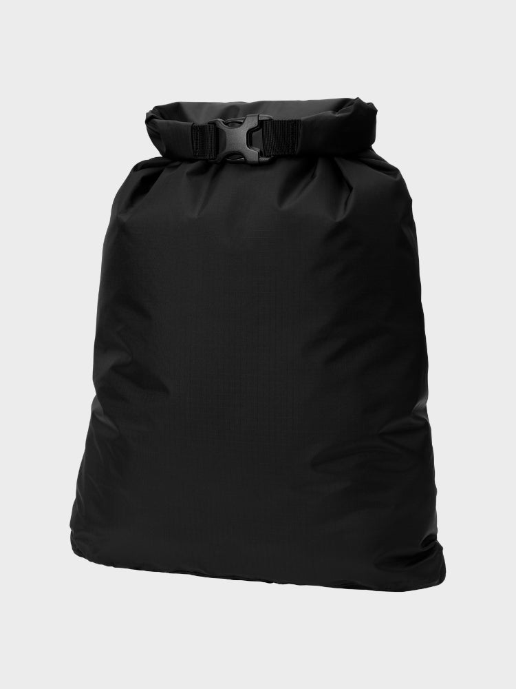 Essential Drybag 13L - Black Out - Gumpel & Co