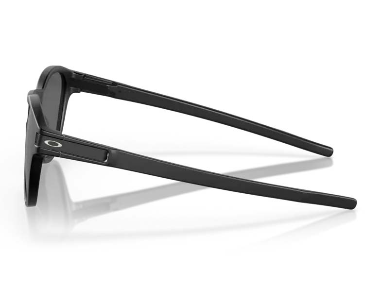 Latch solbriller | Unisex | Matte Black Frame/Prizm Black Lenses - Gumpel & Co