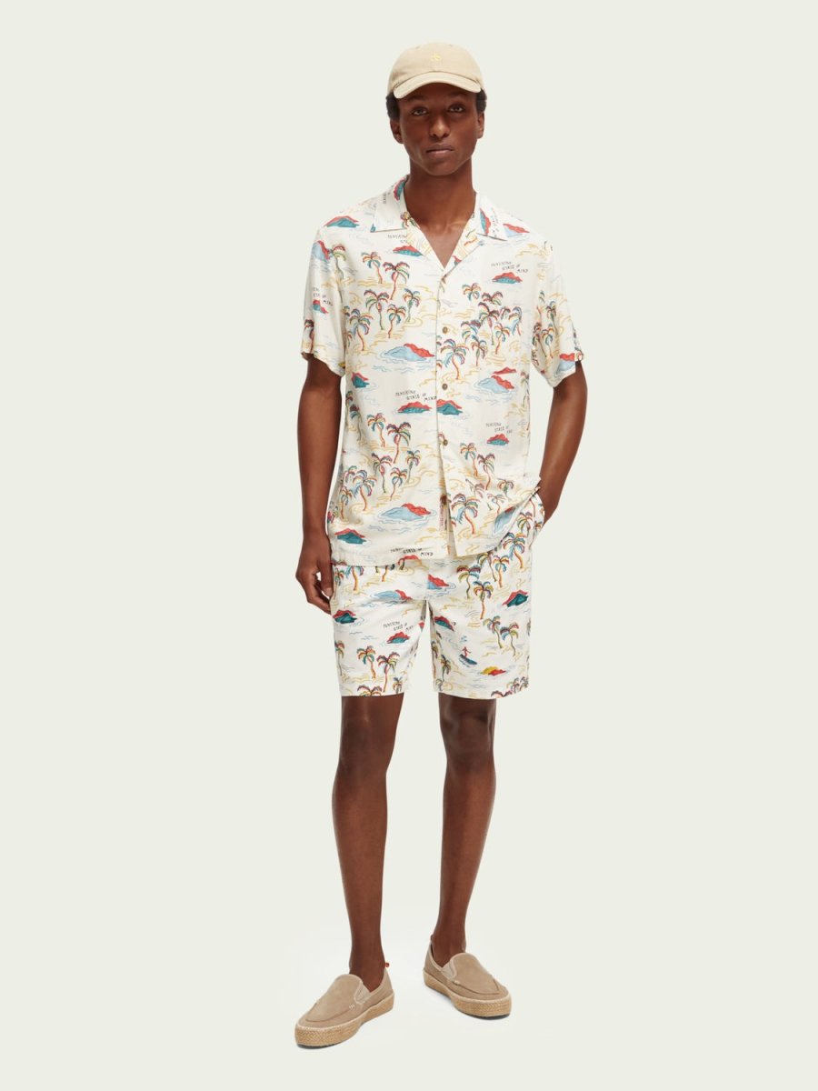 Men's Fave Printed Bermuda Shorts - Herre - White Palmtree - Gumpel & Co