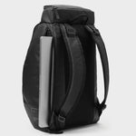 Hugger Backpack 30L - Black Out - Gumpel & Co
