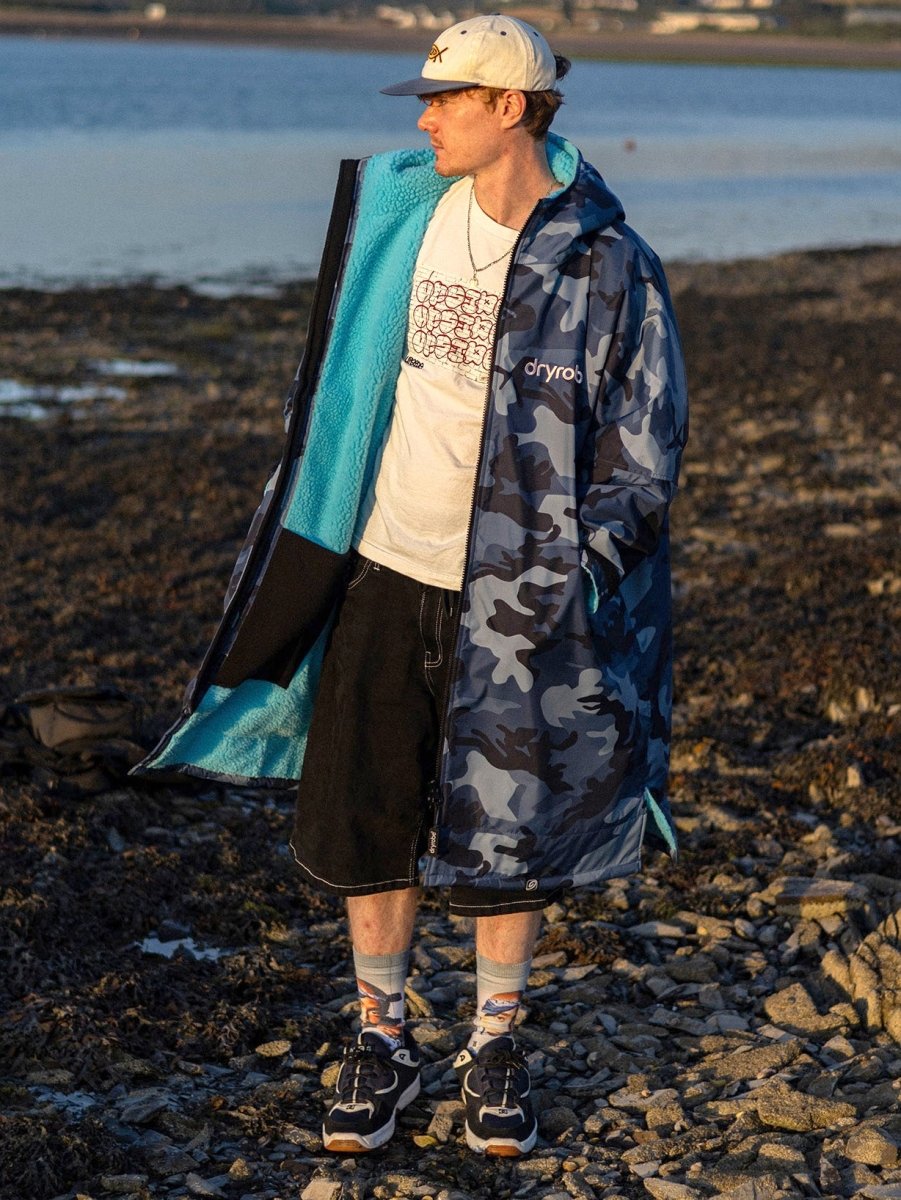 Advance Long Sleeve Surf Poncho - Voksne - Blue Camo/Blue - Gumpel & Co
