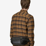 Black Hole Waist Pack 5L - Black - Gumpel & Co