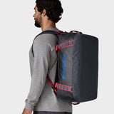 Black Hole Duffel 40L - Blå / rød - Gumpel & Co