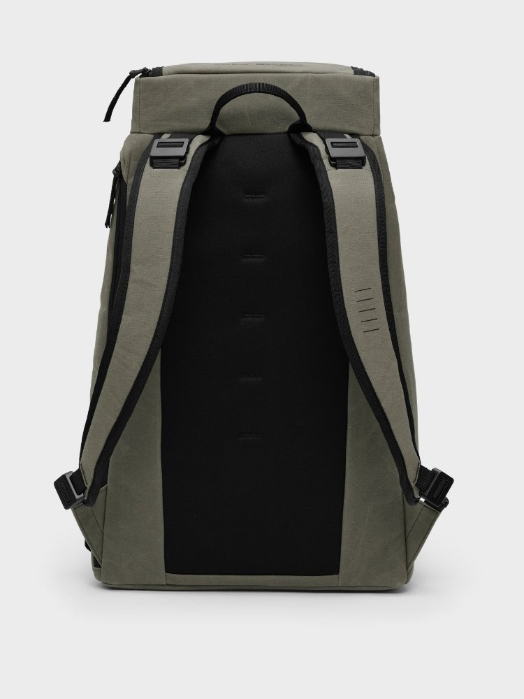 Hugger Backpack 30L - Forest Green - Gumpel & Co