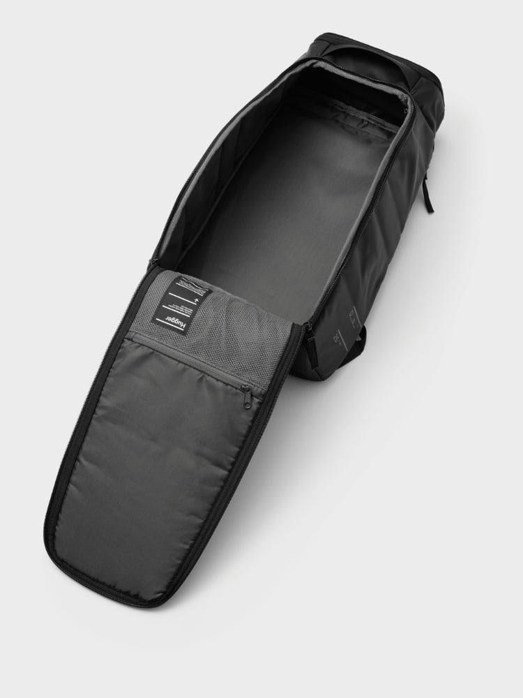 Hugger Backpack 30L - Sand Grey - Gumpel & Co