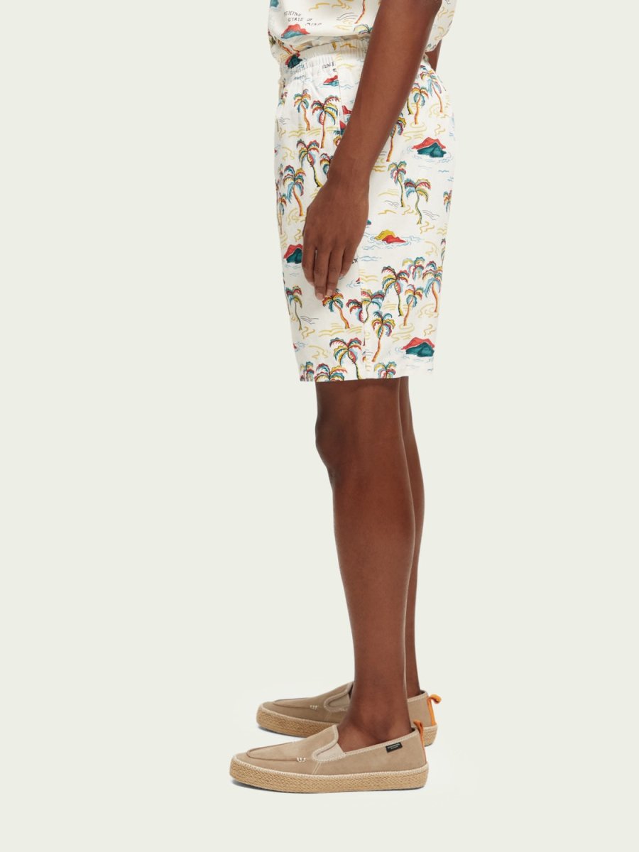 Men's Fave Printed Bermuda Shorts - Herre - White Palmtree - Gumpel & Co