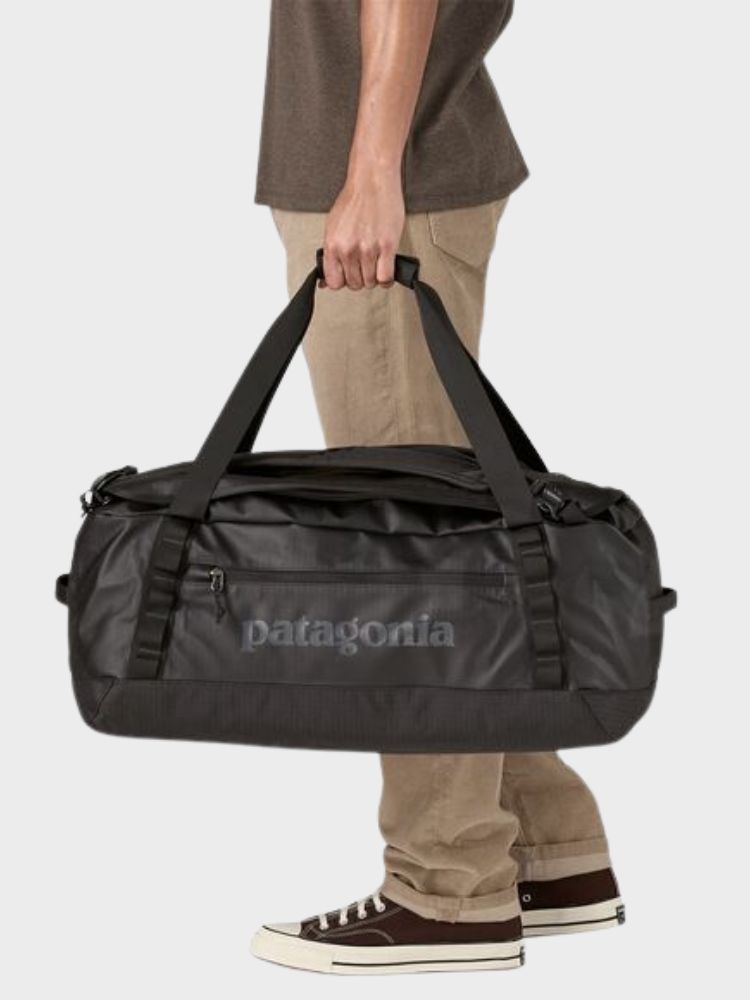 Black Hole Duffel - 55L - BLACK / BLACK - Gumpel & Co