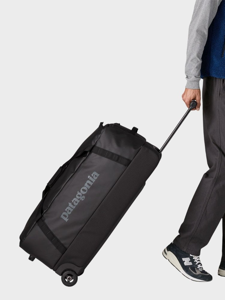 Black Hole Wheel Duffel 100L - Sort - Gumpel & Co
